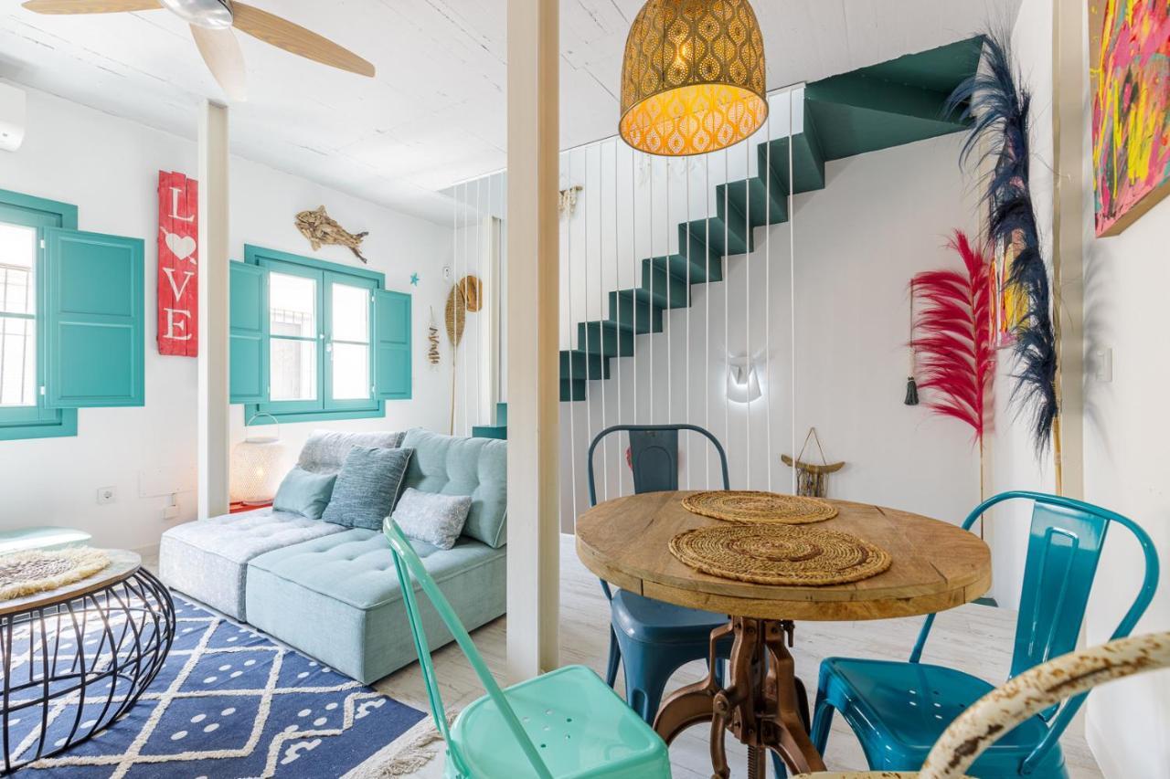 Petite Maison Lili By Caleta Homes Малага Экстерьер фото